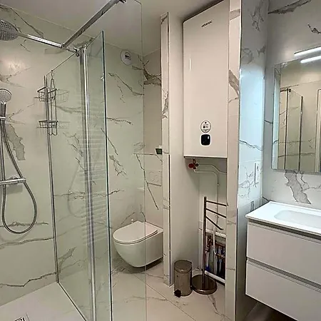 L'artimon - 2 Etoiles Face Parking Apartamento *