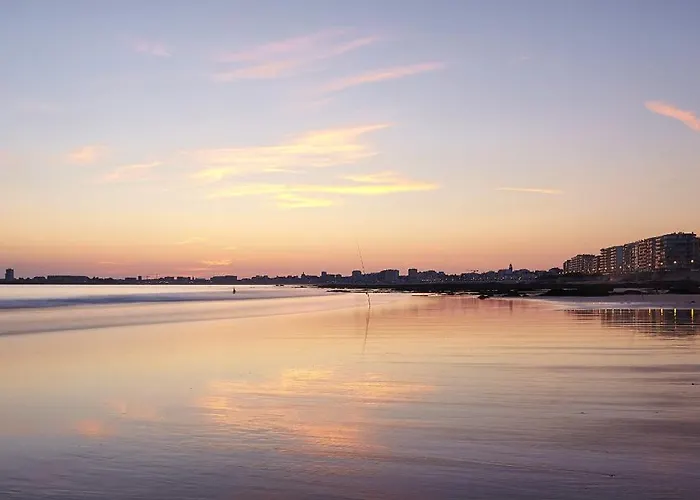 L'artimon - 2 Etoiles Face Parking